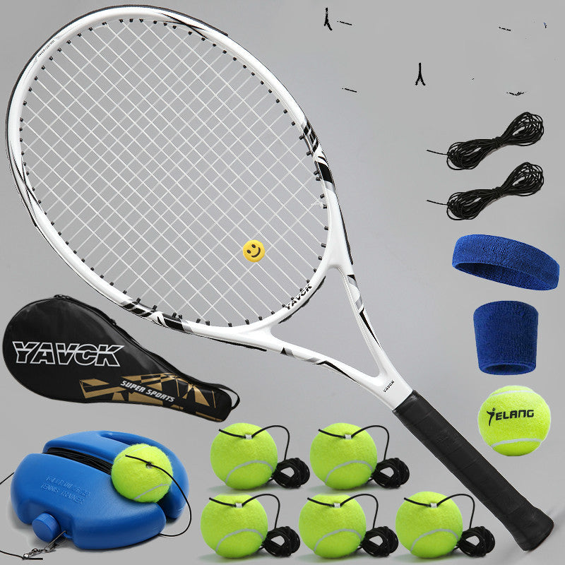 Fester Tennistrainer