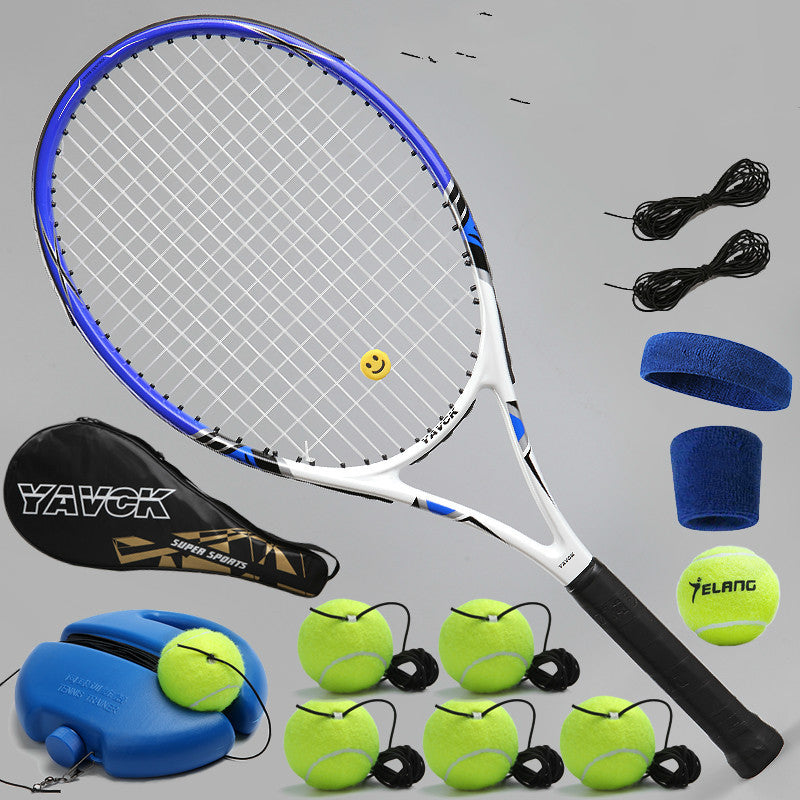 Fester Tennistrainer
