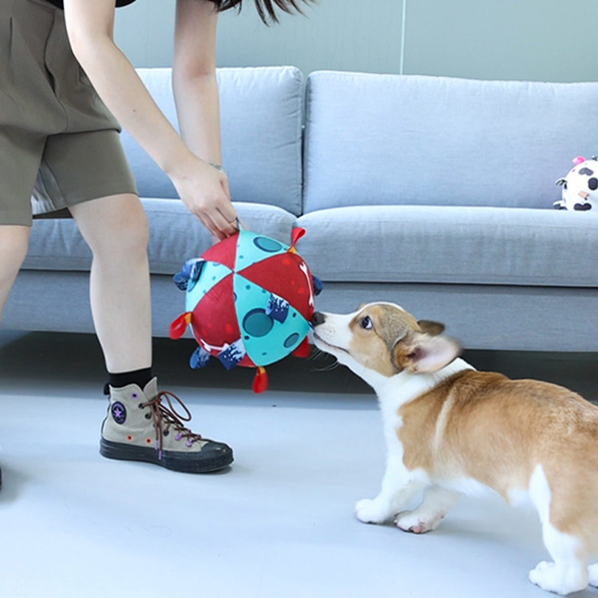 Hundespielzeug Fußball mit Riemen - Interaktives Hundespielzeug Welpe für drinnen und draußen, Zerrspiel, langlebiges Hundewasser-Spielzeug, Fußball-Herding-Bälle mit Griff, Garten für mittelgroße Hunde, Geschenk zum Geburtstag